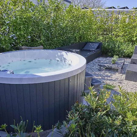 T Kaatsheuveltje 2 * קאטשאופל