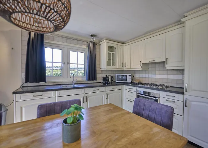 T Kaatsheuveltje 2 *