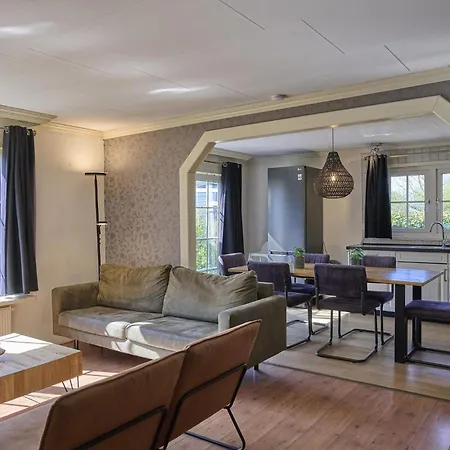 T Kaatsheuveltje 2 Hébergement de vacances